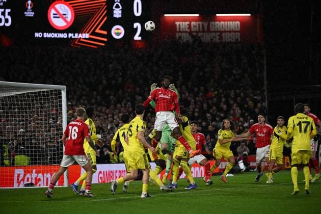Nottingham Forest v Fenerbahce - UEFA Europa League NOTTINGHAM, UNITED KINGDOM - FEBRUARY 26: Ibrahim Sangare (Top) of Nottingham Forest in action during UEFA Europa League round of 16 play-off match between Nottingham Forest and Fenerbahce at City Ground Stadium in Nottingham, United Kingdom on February 26, 2026. Rasid Necati Aslim Anadolu Nottingham United Kingdom. Editorial use only. Please get in touch for any other usage.  Copyright: x2026xAnadoluxRasidxNecatixAslimx