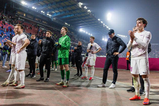 260226 Bard Finne, goalkeeper Mathias Dyngeland, Joachim Soltvedt and head coach Freyr Alexandersson of Brann looks dejected after the UEFA Europa League football match between Bologna and Brann on February 26, 2026 in Bologna Photo Marius Simensen BILDBYRAN COP 238 MM0058 bbeng bologna brann depp football fotball soccer uefa europa league  Copyright: MARIUSxSIMENSEN BB260226ZB018