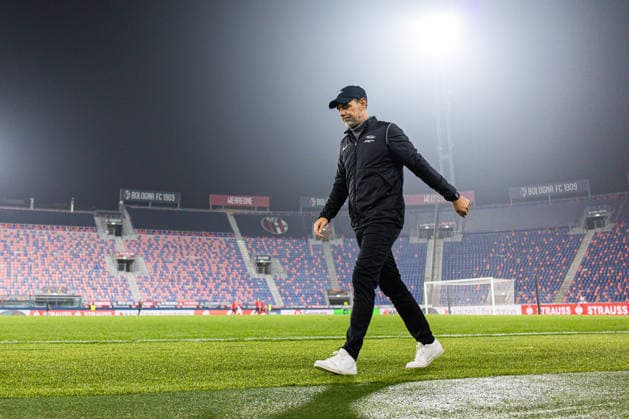 260226 Head coach Freyr Alexandersson of Brann looks dejected after the UEFA Europa League football match between Bologna and Brann on February 26, 2026 in Bologna Photo Marius Simensen BILDBYRAN COP 238 MM0058 bbeng bologna brann depp football fotball fotboll soccer uefa europa league  Copyright: MARIUSxSIMENSEN BB260226ZO025