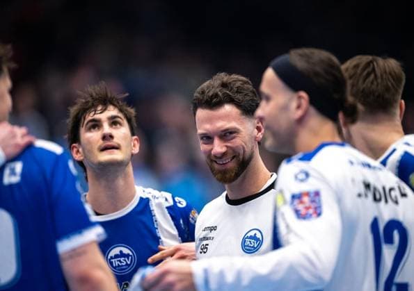 DAIKIN HBL HANDBALL MEN 1 BL 23 GAME DAY THSV EISENACH HC ERLANGEN FOR EDITORIAL PURPOSES ONLY p 26 02 2026 Eisenach DAIKIN HBL Handball 1 Bundesliga Herren Saison 2025 2026 23 Spieltag Werner Assmann Halle ThSV Eisenach HC Erlangen im Foto Alexander Saul 95 ThSV Eisenach , Goalkeeper Silvio Heinevetter 12 ThSV Eisenach , Stephan Seitz 44 ThSV Eisenach Germany Thuringia Eisenach Copyright SaschaxFromm Copyright: SaschaxFromm doc84r2hnu6suubk816ftu ,EDITORIAL USE ONLY Copyright: SaschaxFromm
