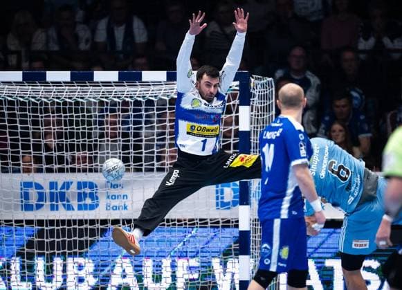 DAIKIN HBL HANDBALL MEN 1 BL 23 GAME DAY THSV EISENACH HC ERLANGEN FOR EDITORIAL PURPOSES ONLY p 26 02 2026 Eisenach DAIKIN HBL Handball 1 Bundesliga Men Season 2025 2026 23 Matchday Werner Assmann Halle ThSV Eisenach HC Erlangen in photo Goalkeeper Matija Spikic 1 ThSV Eisenach in duel with Marek Nissen 6 HC Erlangen Germany Thuringia Eisenach Copyright SaschaxFromm Copyright: SaschaxFromm doc84r2imc7d9t17si2gfyg ,EDITORIAL USE ONLY Copyright: SaschaxFromm