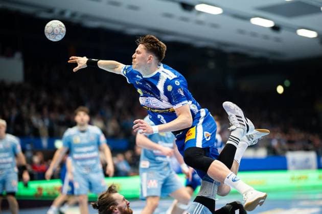 DAIKIN HBL HANDBALL MEN 1 BL 23 GAME DAY THSV EISENACH HC ERLANGEN FOR EDITORIAL PURPOSES ONLY p 26 02 2026 Eisenach DAIKIN HBL Handball 1 Bundesliga Herren Saison 2025 2026 23 Spieltag Werner Assmann Halle ThSV Eisenach HC Erlangen im Foto Oskar Joelsson 3 ThSV Eisenach in duel with Antonio Metzner 27 HC Erlangen Germany Thüringen Eisenach Copyright SaschaxFromm Copyright: SaschaxFromm doc84r2jbtywlcc3tirfw9 ,EDITORIAL USE ONLY Copyright: SaschaxFromm