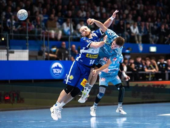 DAIKIN HBL HANDBALL MEN 1 BL 23 GAME DAY THSV EISENACH HC ERLANGEN FOR EDITORIAL PURPOSES ONLY p 26 02 2026 Eisenach DAIKIN HBL Handball 1 Bundesliga Men Season 2025 2026 23 Matchday Werner Assmann Halle ThSV Eisenach HC Erlangen in photo Peter Walz 14 ThSV Eisenach in duel with Sander Andreassen overjordet 8 HC Erlangen Germany Thuringia Eisenach Copyright SaschaxFromm Copyright: SaschaxFromm doc84r2l5njxgpaciofw9 ,EDITORIAL USE ONLY Copyright: SaschaxFromm