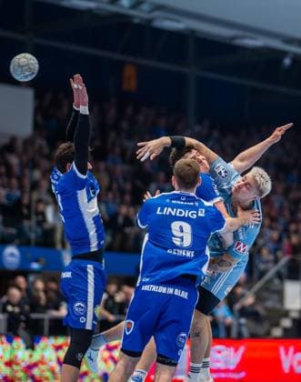 DAIKIN HBL HANDBALL MEN 1 BL 23 GAME DAY THSV EISENACH HC ERLANGEN FOR EDITORIAL PURPOSES ONLY p 26 02 2026 Eisenach DAIKIN HBL Handball 1 Bundesliga Men Season 2025 2026 23 Matchday Werner Assmann Halle ThSV Eisenach HC Erlangen in photo Marek Nissen 6 HC Erlangen in duel with Max Beneke 9 ThSV Eisenach and Philipp Meyer 27 ThSV Eisenach Germany Thuringia Eisenach Copyright SaschaxFromm Copyright: SaschaxFromm doc84r2m1ht84k1csqz9fyg ,EDITORIAL USE ONLY Copyright: SaschaxFromm