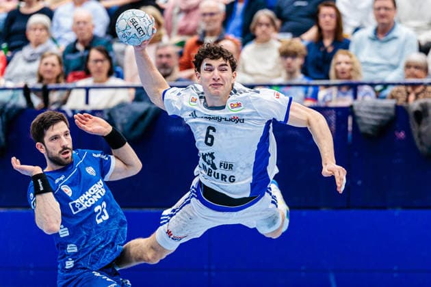 v l Tim Suton TBV Lemgo Lippe, 23 , Elias Kofler Handball Sport Verein Hamburg, 06 GER, TBV Lemgo Lippe vs Handball Sport Verein Hamburg, Handball, 1 Bundesliga, 23 Matchday, Season 2025 2026, 26 02 2026 GER, TBV Lemgo Lippe vs Handball Sport Verein Hamburg, Handball, 1 Bundesliga, 23 Matchday, Season 2025 2026, 26 02 2026 Lemgo Copyright: xEibner-Pressefoto JanxRollingerx EP_JSK