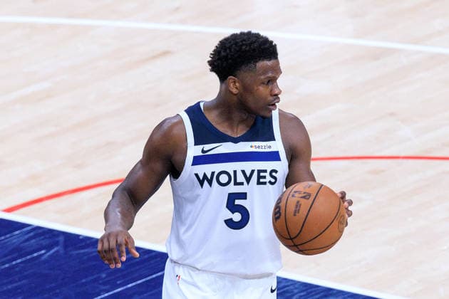 February 26, 2026, Inglewood, California, USA: Anthony Edwards 5 of the Minnesota Timberwolves with the ball during a regular season NBA, Basketball Herren, USA game against the Los Angeles Clippers on Thursday February 26, 2026 at Intuit Dome Arena in Inglewood, California. Clippers lose to Timberwolves, 88-94. JAVIER ROJAS PI Inglewood USA - ZUMAp124 20260226_zaa_p124_117 Copyright: xJavierxRojasx