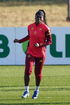 Frankfurt am Main, Germany February 27, 2026 Preparation for the Womens World Cup qualifier Germany vs Slovenia Training In the picture Nicole Anyomi Germany during training at the DFB Campus in Frankfurt Copyright: HMBxMedia MadeleinexFantini