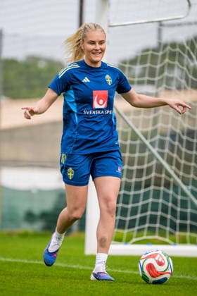 260227 Amanda NildÃ n during a training session with the women s national football team of Sweden on February 27, 2026 in Albuferia Photo Ludvig Thunman BILDBYRAN code LT LT0776 fotboll football soccer fotball vm kval kval fifa womens world cup qualifier qualifier träning practice training sverige sweden dam bbeng sverige sweden  Copyright: LUDVIGxTHUNMAN BB260227LT003