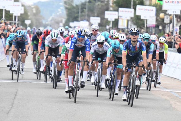 27-02-2026 Giro Di Sardegna; Tappa 03 Cagliari - Tortoli; 2026, Solution Tech - Nippo Rali; 2026, Red Bull - Bora Hansgrohe Rookies; Rajovic, Dusan; Donati, Davide; Tortoli; 