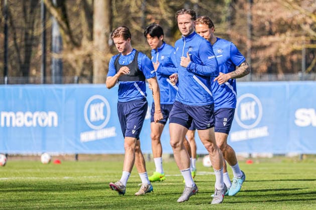 Training on 27 02 26, Men, Soccer, Season 2025 2026, 2 Liga, Karlsruher SC Christoph Kobald KSC 22 , Dzenis Burnic KSC 7 Karlsruhe Wildparkstadion Baden Württemberg Germany