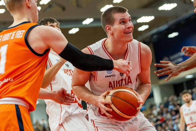 BASKETBALL - FIBA WC Quali, AUT vs NED VIENNA,AUSTRIA,27.FEB.26 - BASKETBALL - FIBA Basketball World Cup 2027,Qualifiers, international match, Länderspiel, Nationalmannschaft Austria vs Netherlands. Image shows Fynn Scott (AUT).  GEPAxpictures xPhilippxBrem