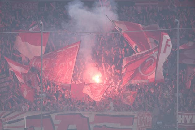 27 02 2026, Football, Season 2025 2026, 2 Bundesliga, 24 Matchday, Fortuna Düsseldorf VfL Bochum 1848, Pyrotechnics of Fortuna fans, Düsseldorf MErkur Spiel Arena NRW Germany xRHR PHOTO DEx Copyright: DennisxEwert RHR-FOTOx RHR-FOTO DE