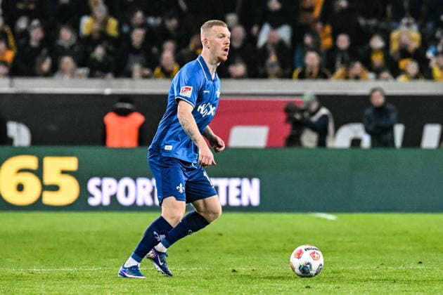 Soccer I Men I Season 2025 2026 I 2 Bundesliga I 24 Matchday I SG Dynamo Dresden SV Darmstadt 98 I 27 02 2026 Isac Lidberg 7, SV Darmstadt 98 with ball Crop, close-up, portrait, portrait, single photo, single image, body Dresden Rudolf Harbig Stadium Lennestr 12 Saxony Germany Copyright: xLobeca InesxHähnelx