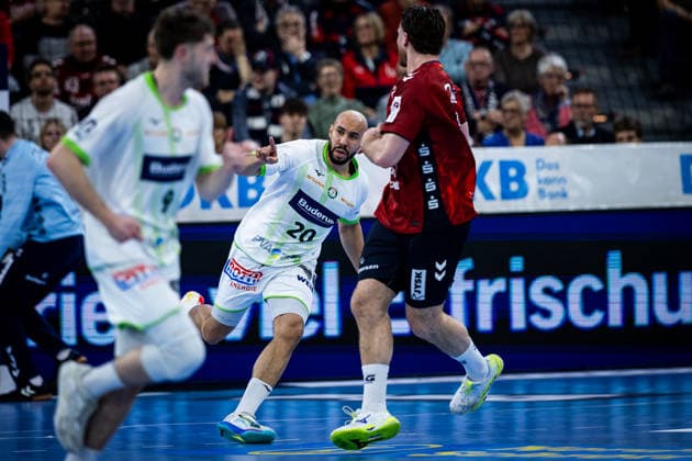 DAIKIN HBL SG Flensburg Handewitt vs. HSG Wetzlar 27 02 26 Cheers for David Cyrill Akakpo No 20, HSG Wetzlar DAIKIN HBL SG Flensburg Handewitt vs. HSG Wetzlar, GP JOULE Arena on 27 02 26 Copyright: xBEAUTIFULxSPORTS MarioxM.xKobergx