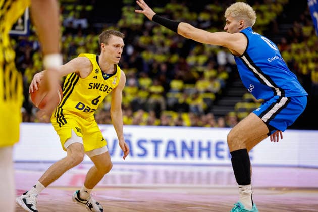 Swedens Tobias Borg with the ball during the FIBA World European Cup Qualifier game between Sweden and Estonia, first round group H, at Avicii Arena in Stockholm, Sweden February 27, 2026 STOCKHOLM SWEDEN x1081x  Copyright: xFredrikxPerssonx TTx BASKETBALL WORLD CUP QUALIFYER SWEDEN-ESTONIA