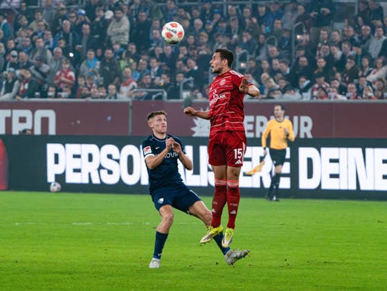 Tim Oberdorf Fortuna Duesseldorf, 15 on header against Callum Marshall VfL Bochum 1848, 16 Fortuna Duesseldorf vs VfL Bochum 1848, Soccer, 2 Bundesliga, Matchday 24, Season 2025 2026, 27 02 2026 DFL REGULATES PROHIBIT ANY USE OF PHOTOGRAPHS AS IMAGE SEQUENCES AND OR QUASI VIDEO, Fortuna Duesseldorf vs VfL Bochum 1848, Football, 2 Bundesliga, Matchday 24, Season 2025 2026, 27 02 2026 Duesseldorf Copyright: xEibner-Pressefoto DamianxKruczynx EP_DKI