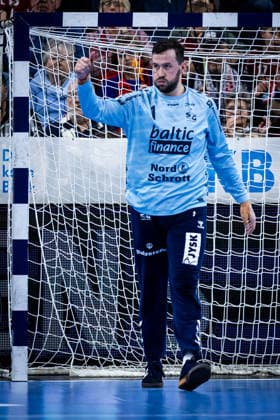 DAIKIN HBL SG Flensburg Handewitt vs HSG Wetzlar 27 02 26 Thumbs up for Benjamin Buric Nr 01, SG Flensburg Handewitt DAIKIN HBL SG Flensburg Handewitt vs HSG Wetzlar, GP JOULE Arena on 27 02 26 Copyright: xBEAUTIFULxSPORTS MarioxM.xKobergx