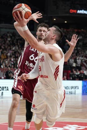 Latvia Poland Basketball, Riga, Latvia, 27.02.2026, FIBA, basketball, Latvia, Poland Mateusz Ponitka of Poland and Kristers Zoriks of Latvia in action during FIBA Basketball World Cup European qualifiers group F game between Latvia and Poland in Riga, Latvia, 27.02.2026. Photo: Roman Koksarov (RKF) Riga Latvia Copyright: xRomanxKoksarovx RKO06764.JPG