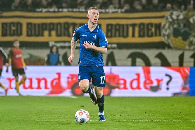 Soccer I Men I Season 2025 2026 I 2 Bundesliga I 24 Matchday I SG Dynamo Dresden SV Darmstadt 98 I 27 02 2026 Kai Klefisch 17, SV Darmstadt 98 dribbles with the ball Crop, close-up, portrait, portrait, single photo, single image, body Dresden Rudolf Harbig Stadium Lennestr 12 Saxony Germany Copyright: xLobeca InesxHähnelx