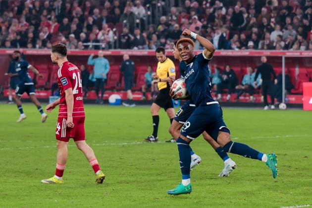 27 02 2026, Football, Season 2025 2026, 2 Bundesliga, 24 Matchday, Fortuna Düsseldorf VfL Bochum 1848, Farid Alfa Ruprecht VfL Bochum 1848 celebrates the goal to 2 1, Düsseldorf MErkur Spiel Arena NRW Germany xRHR PHOTO DEx Copyright: DennisxEwert RHR-FOTOx RHR-FOTO DE