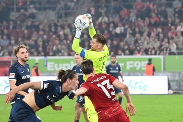 Goalkeeper Timo HORN BO Parade, Action, Soccer 2 Bundesliga, 24 Matchday, Fortuna Duesseldorf D VfL Bochum on 27 02 2026 at Merkur Spiel Arena Duesseldorf Germany DFL regulations prohibit any use of photographs as image sequences and or quasi video ÃÂ