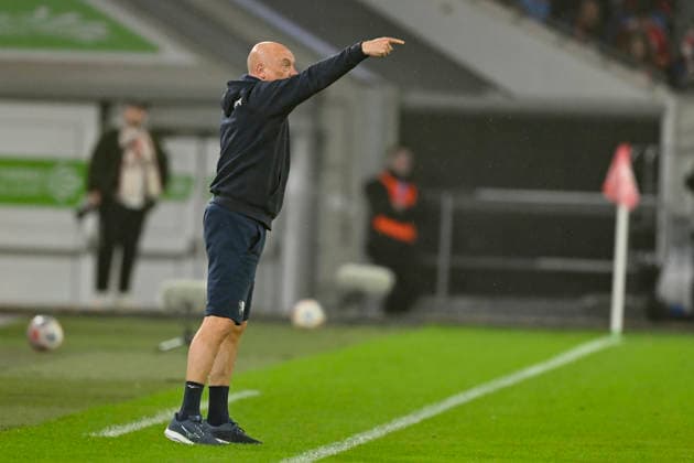 Uwe Rösler Roesler Bochum Mimic strong facial expression Emotion Gesture Gesture gestured 27 02 2026 ¢ Soccer ¢ Fortuna Duesseldorf vs VfL Bochum, Merkur Spiel Arena, Duesseldorf, DFB DFL REGULATIONS PROHIBIT ANY USE OF PHOTOGRAPHS AS IMAGE SEQUENCES AND OR QUASI VIDE Copyright: xpepphotox xSaschaxWeizx pep00321, pep_20260227_hm_292881