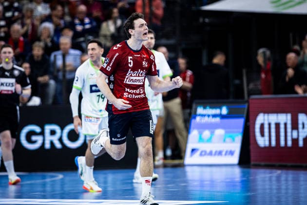 DAIKIN HBL SG Flensburg Handewitt vs HSG Wetzlar 27 02 26 Cheers for Niclas Kirkelokke No 05, SG Flensburg Handewitt DAIKIN HBL SG Flensburg Handewitt vs HSG Wetzlar, GP JOULE Arena on 27 02 26 Copyright: xBEAUTIFULxSPORTS MarioxM.xKobergx