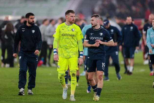 27 02 2026, Football, Season 2025 2026, 2 Bundesliga, Matchday 24, Fortuna Düsseldorf VfL Bochum 1848, f l Gerrit Holtmann VfL Bochum 1848 , Goalkeeper Timo Horn VfL Bochum 1848 , Matus Bero VfL Bochum 1848 , Düsseldorf MErkur Spiel Arena NRW Germany xRHR PHOTO DEx Copyright: DennisxEwert RHR-FOTOx RHR-FOTO DE
