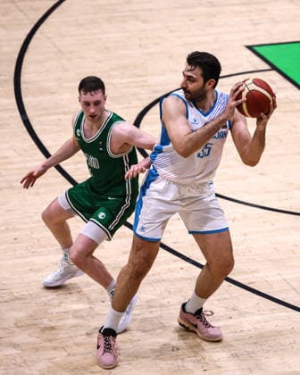 REPRO FREE *PRESS RELEASE NO REPRODUCTION FEE* EDITORIAL USE ONLY FIBA EuroBasket 2029 Pre-Qualifier, National Basketball Arena, Dublin 27 2 2026 Ireland vs Azerbaijan Ireland s CJ Fulton and Azerbaijan s Saadettin Donat CJ Fulton and Saadettin Donat 27 2 2026  Copyright: x INPHO BenxBradyx BB3_9996