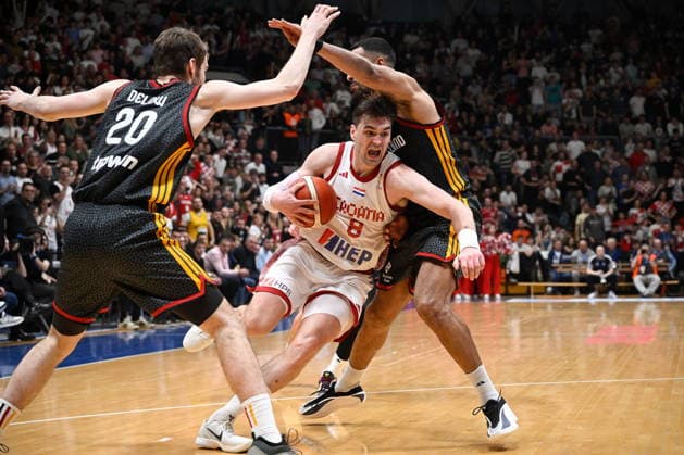 Croatia, Zagreb, 270226. KC Drazen Petrovic. World Cup qualification basketball match, Croatia - Germany. In the photo: Mario Hezonja. Photo: Goran Mehkek CROPIX Zagreb Croatia Copyright: xxGoranxMehkekx hrvatska_njemacka65-270226