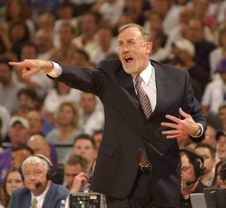 Coach Rick Adelman reacts during the third quarter of game one of the 2003 NBA, Basketball Herren, USA Western Conference Playoffs between the Utah Jazz and the Sacramento Kings at Arco Arena in Sacramento, California. April 19, 2003. (Sacramento Bee Photograph by Randy Pench) ZUMA Press Sacramento CA USA Copyright: xRandyxPenchx