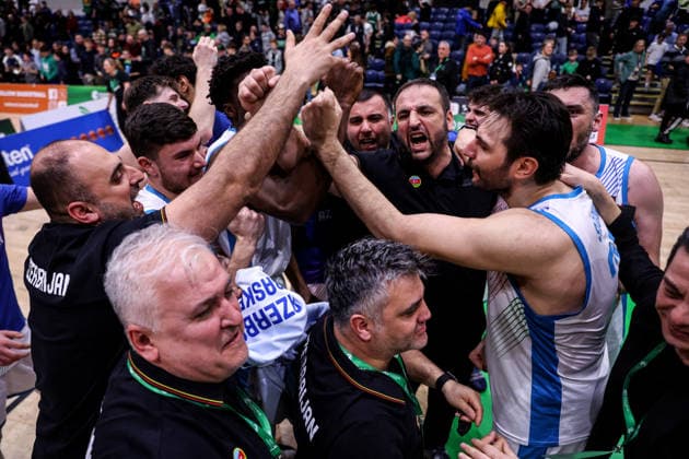 REPRO FREE *PRESS RELEASE NO REPRODUCTION FEE* EDITORIAL USE ONLY FIBA EuroBasket 2029 Pre-Qualifier, National Basketball Arena, Dublin 27 2 2026 Ireland vs Azerbaijan The Azerbaijan team celebrate after the game The Azerbaijan team celebrate after the game 27 2 2026  Copyright: x INPHO BenxBradyx BB2_8253