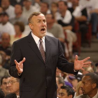 Coach Rick Adelman reacts during the first quarter of game one of the 2003 NBA, Basketball Herren, USA Western Conference Playoffs between the Utah Jazz and the Sacramento Kings at Arco Arena in Sacramento, California. April 19, 2003. (Sacramento Bee Photograph by Randy Pench) ZUMA Press Sacramento CA USA Copyright: xRandyxPenchx