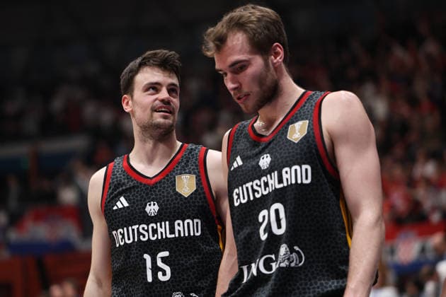 Zagreb, Croatia, 27.2.2026. FIBA Baskeball World Cup, European Qualifiers, First Round Group E, Drazen Petrovic Basketball Center, Croatia (CRO). Croatia vs Germany (93 - 88) Jonas MATTISSECK (15) and Malte DELOW (20) 