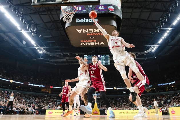 Ryga 27.02.2026 KOSZYKOWKA KOSZKADRA REPREZENTACJA POLSKI MECZ LOTWA - POLSKA ELIMINACJE MISTRZOSTW SWIATA 2027 - - - MEN BASKETBALL POLISH national team, Nationalteam WORLD CUP SERIES QUALIFIERS GAME LATVIA - POLAND NZ Karlis Silinis , Mateusz Ponitka , FOT. WOJCIECH FIGURSKI 058SPORT.PL NEWSPIX.PL --- newspix.pl  FOT. WOJCIECH FIGURSKI 058SPORT.PL