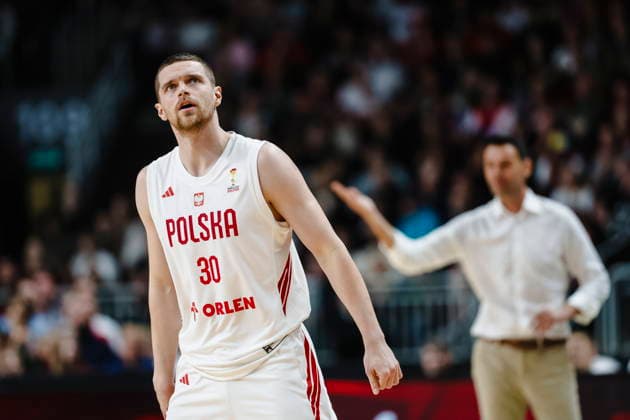Ryga 27.02.2026 KOSZYKOWKA KOSZKADRA REPREZENTACJA POLSKI MECZ LOTWA - POLSKA ELIMINACJE MISTRZOSTW SWIATA 2027 - - - MEN BASKETBALL POLISH national team, Nationalteam WORLD CUP SERIES QUALIFIERS GAME LATVIA - POLAND NZ Jakub Garbacz , trener coach Igor Milicic , FOT. WOJCIECH FIGURSKI 058SPORT.PL NEWSPIX.PL --- newspix.pl  FOT. WOJCIECH FIGURSKI 058SPORT.PL