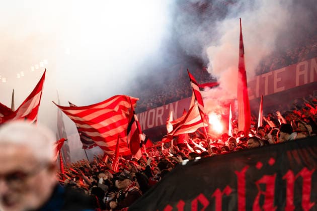 Germany 2 Bundesliga 2025 2026 Fortuna Düsseldorf vs VfL Bochum 24 Matchday 27 02 2026 Merkur Spiel Arena Nordrhein Westfalen Fans Spectators Atmosphere Scarf Pyrotechnics Copyright: xCelinaxLeiersx