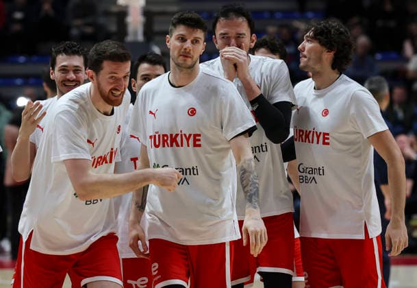 Serbia v Turkiye - FIBA Worl Cup European qualifiers, first round group C Players of Turkiye enter the court during the FIBA World Cup European qualifiers first round group C basketball match between Serbia and Turkiye on February 27, 2026 in Belgrade, Serbia. Belgrade Serbia Copyright: xPedjaxMilosavljevic Starsport.rsx