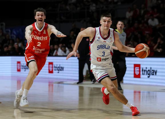 Serbia v Turkiye - FIBA Worl Cup European qualifiers, first round group C Stefan Miljenovic (R) of Serbia in action against Sehmus Hazer (L) of Turkiye during the FIBA World Cup European qualifiers first round group C basketball match between Serbia and Turkiye on February 27, 2026 in Belgrade, Serbia. Belgrade Serbia Copyright: xPedjaxMilosavljevic Starsport.rsx