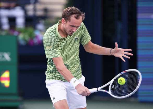 Daniil Medvedev plays one stop, Dubai Duty Free Tennis Championships, Dubai, U A E Tennis Dubai Tennis Championships 2026 ATP Dubai Duty Free Tennis Stadium Dubai United Arab Emirates 28 February 2026 Copyright: xJuergenxHasenkopfx