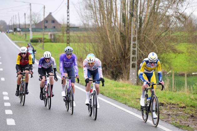 Belgian Vincent Van Hemelen of Team Flanders-Baloise, Dutch Jelte Krijnsen of Team Jayco AlUla, French Alexis Renard of Cofidis, French Alexys Brunel of TotalEnergies and French Clement Alleno of Burgos Burpellet BH pictured in action during the 81st edition of the men s one-day cycling race Omloop Het Nieuwsblad (UCI World Tour), the opening race of the Flemish one-day classics season, 207,6 km from Gent to Ninove, Saturday 28 February 2026. DAVIDxPINTENS  x165916844x