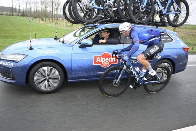 Omloop Het Nieuwsblad 2026 Cycling Race NINOVE, BELGIUM - FEBRUARY 28 : Planckaert Edward (BEL) of Alpecin-Premier Tech with the team car during the 81th edition of Omloop Het Nieuwsblad an UCI World Tour 1.UWT one day cycling road race for Men Elite of km with start in Ghent and finish in Ninove on February 28, 2026 in Ninove, Belgium, 28 02 2026 ( Motordriver Kenny Verfaillie - Ninove Belgium  Copyright: xNicoxVereeckenx