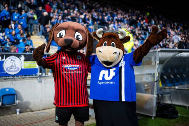 28 02 2026 Soccer, 2025 2026, 2 Bundesliga, 24 Matchday, DSC Arminia Bielefeld Hannover 96 L R Eddi Mascot Hannover , Lohmann Mascot Bielefeld DFL REGULATIONS PROHIBIT ANY USE OF PHOTOGRAPHS AS IMAGE SEQUENCES AND OR QUASI VIDEO