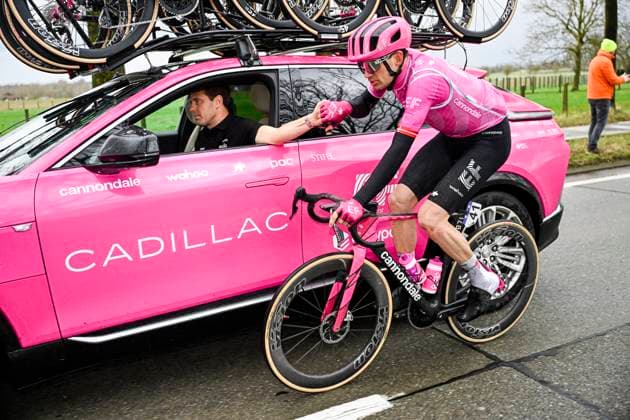 Omloop Het Nieuwsblad 2026 Cycling Race NINOVE, BELGIUM - FEBRUARY 28 : Asgreen Kasper (DEN) of EF Education - Easypost with the team car during the 81th edition of Omloop Het Nieuwsblad an UCI World Tour 1.UWT one day cycling road race for Men Elite of km with start in Ghent and finish in Ninove on February 28, 2026 in Ninove, Belgium, 28 02 2026 ( Motordriver Kenny Verfaillie - Ninove Belgium  Copyright: xNicoxVereeckenx