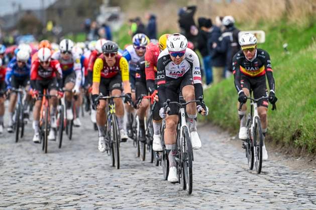 Omloop Het Nieuwsblad 2026 Cycling Race NINOVE, BELGIUM - FEBRUARY 28 : Vermeersch Florian (BEL) of UAE Team Emirates XRG, Wellens Tim (BEL) of UAE Team Emirates XRG during the 81th edition of Omloop Het Nieuwsblad an UCI World Tour 1.UWT one day cycling road race for Men Elite of km with start in Ghent and finish in Ninove on February 28, 2026 in Ninove, Belgium, 28 02 2026 ( Motordriver Kenny Verfaillie - Ninove Belgium  Copyright: xNicoxVereeckenx