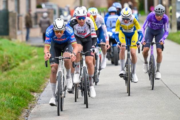Omloop Het Nieuwsblad 2026 Cycling Race NINOVE, BELGIUM - FEBRUARY 28 : Vermeersch Florian (BEL) of UAE Team Emirates XRG, Van Der Poel Mathieu (NED) of Alpecin-Premier Tech in action during the 81th edition of Omloop Het Nieuwsblad an UCI World Tour 1.UWT one day cycling road race for Men Elite of km with start in Ghent and finish in Ninove on February 28, 2026 in Ninove, Belgium, 28 02 2026 ( Motordriver Kenny Verfaillie - Ninove Belgium  Copyright: xNicoxVereeckenx