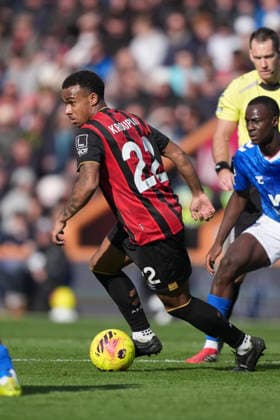 Bournemouth v Sunderland, Premier League, Football, Vitality Stadium, Bournemouth, UK - 28 Feb 2026 Eli Junior Kroupi of Bournemouth runs the ball. Bournemouth Vitality Stadium Bournemouth UK, UK NEWSPAPERS OUT Copyright: xSeanxRyanx