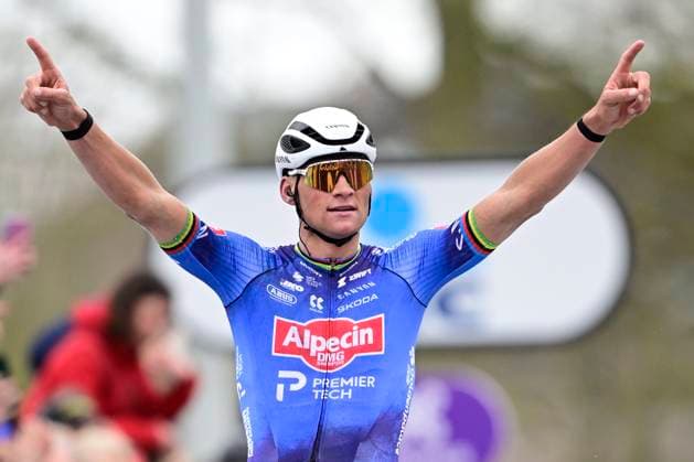 Omloop Het Nieuwsblad 2026 Cycling Race NINOVE, BELGIUM - FEBRUARY 28 : Van Der Poel Mathieu (NED) of Alpecin-Premier Tech celebrating his victory during the 81st edition of Omloop Het Nieuwsblad an UCI World Tour 1.UWT one day cycling road race for Men Elite of 207 km with start in Ghent and finish in Ninove on February 28, 2026 in Ninove, Belgium, 28 02 2026 ( Motordriver Kenny Verfaillie - Ninove Belgium  Copyright: xPeterxDexVoechtx