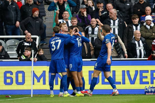 Newcastle United v Everton, Premier League Jarrad Branthwaite of Everton celebrates scoring his sides first goal of the match 0-1 during the Premier League match between Newcastle United and Everton at St. James s Park, Newcastle, UK on 28 February 2026. Newcastle St. James s Park Tyne and Wear UK Editorial use only DataCo restrictions apply See www.football-dataco.com , Copyright: xCraigxCowanx PSI-23820-0085