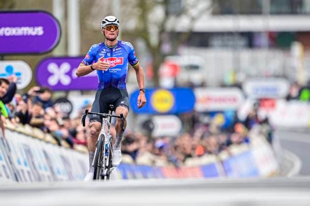 Omloop Het Nieuwsblad 2026 Cycling Race NINOVE, BELGIUM - FEBRUARY 28 : Van Der Poel Mathieu (NED) of Alpecin-Premier Tech celebrating his victory during the 81st edition of Omloop Het Nieuwsblad an UCI World Tour 1.UWT one day cycling road race for Men Elite of 207 km with start in Ghent and finish in Ninove on February 28, 2026 in Ninove, Belgium, 28 02 2026 ( Motordriver Kenny Verfaillie - Ninove Belgium  Copyright: xPeterxDexVoechtx